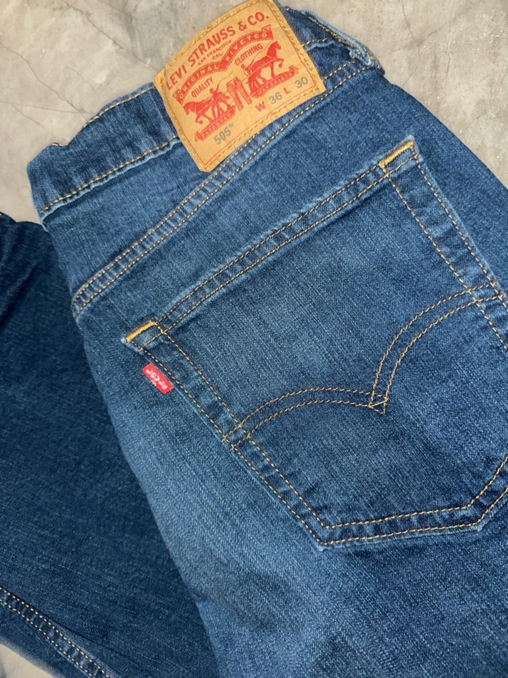 Levi's Blue Midwash Straight-Leg Denim Jeans 505 W36 L30